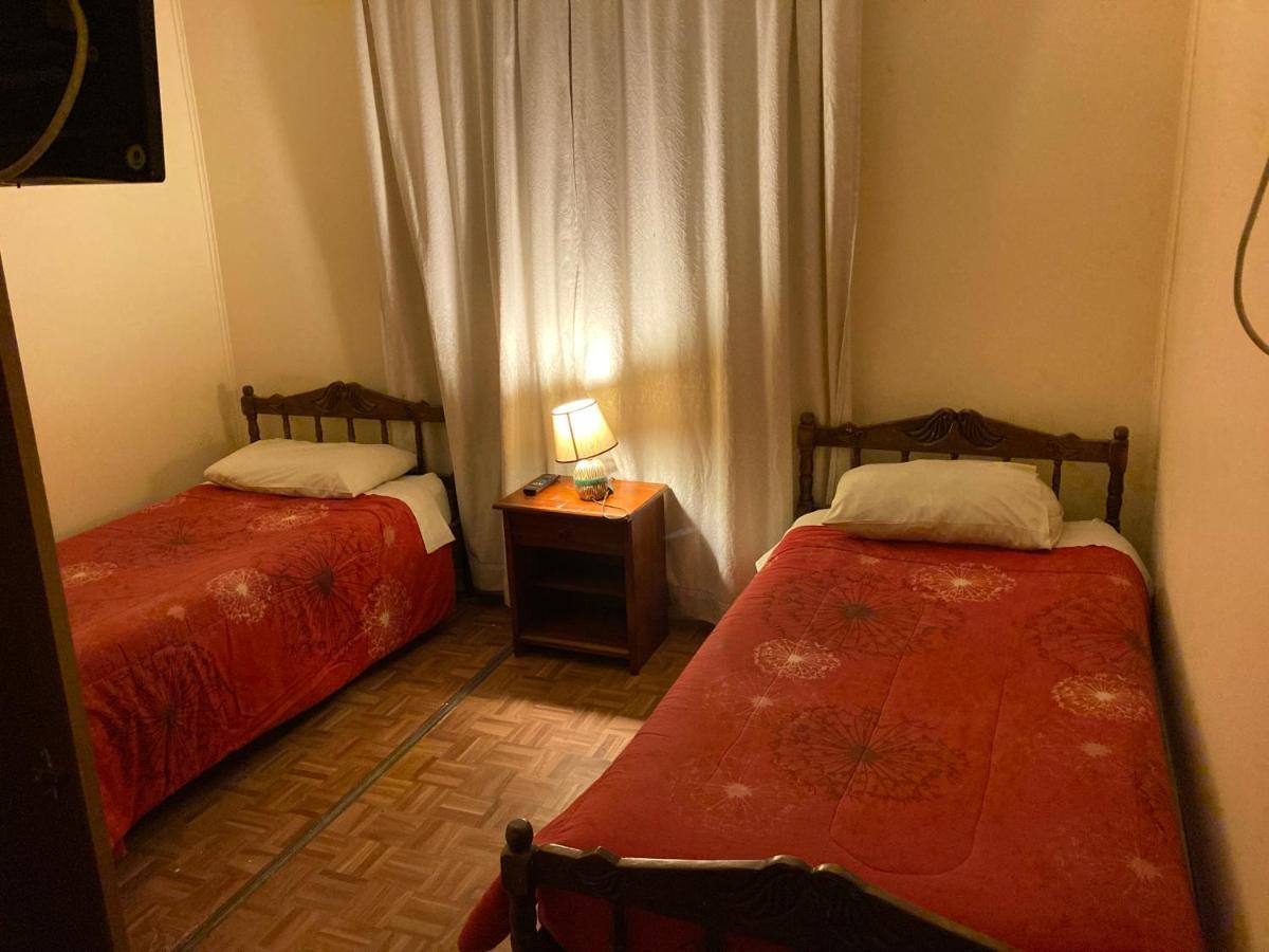 Hostal Hellen Puerto Natales Dış mekan fotoğraf