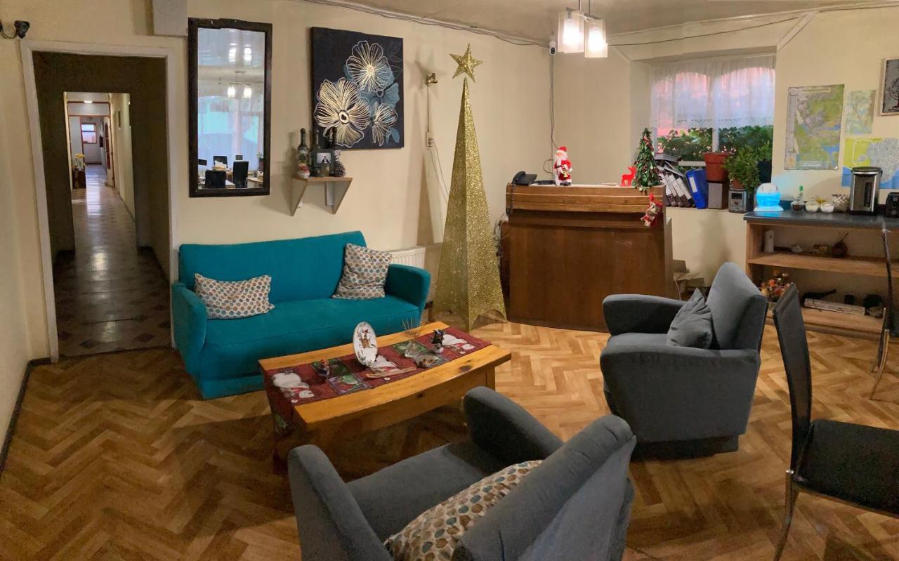 Hostal Hellen Puerto Natales Dış mekan fotoğraf