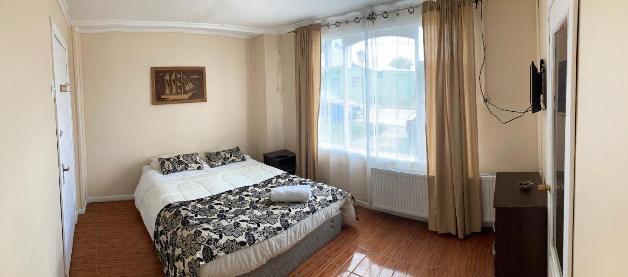 Hostal Hellen Puerto Natales Dış mekan fotoğraf